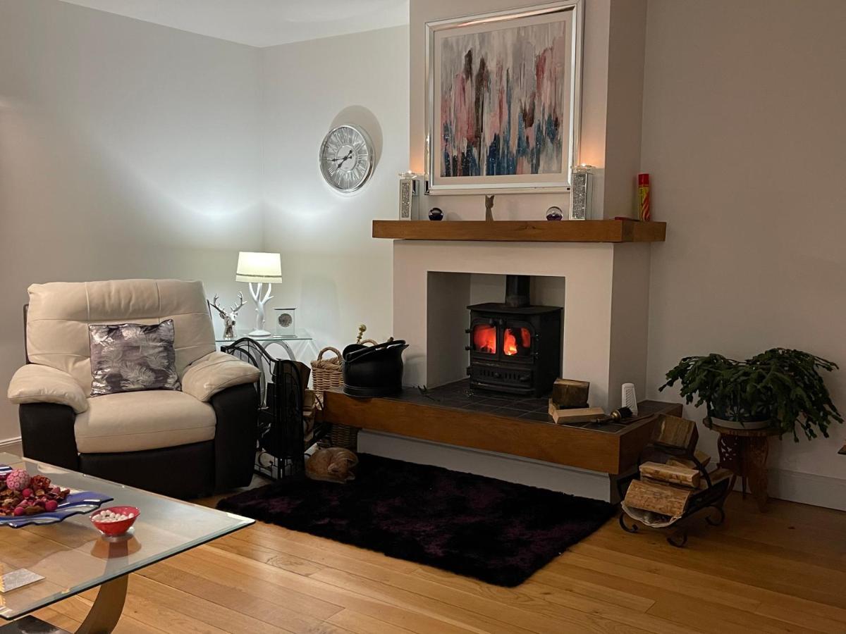 Lindas Retreats Self Catering Accommodation 1 Bedroom Cottage Or 3 Bedroom House Tomintoul Exteriér fotografie