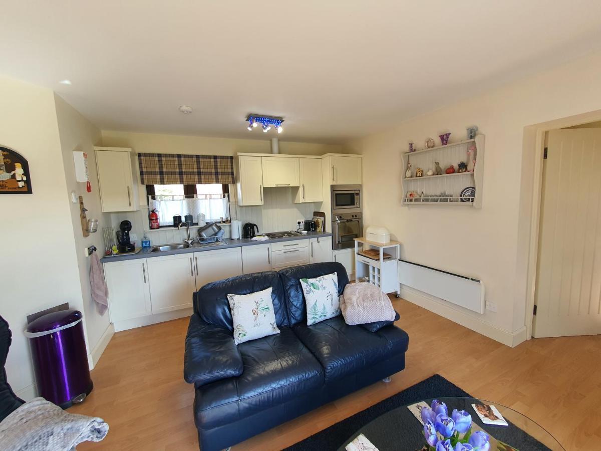 Lindas Retreats Self Catering Accommodation 1 Bedroom Cottage Or 3 Bedroom House Tomintoul Exteriér fotografie