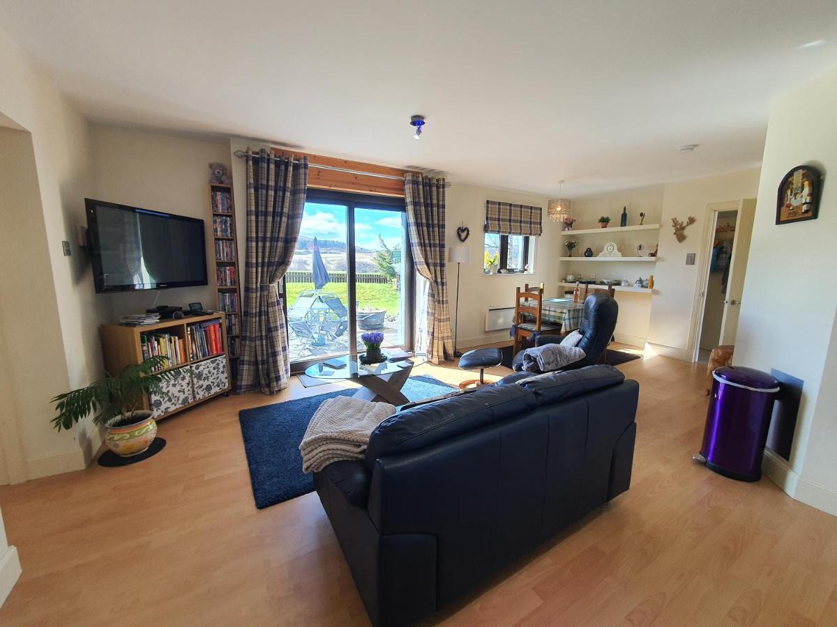 Lindas Retreats Self Catering Accommodation 1 Bedroom Cottage Or 3 Bedroom House Tomintoul Exteriér fotografie