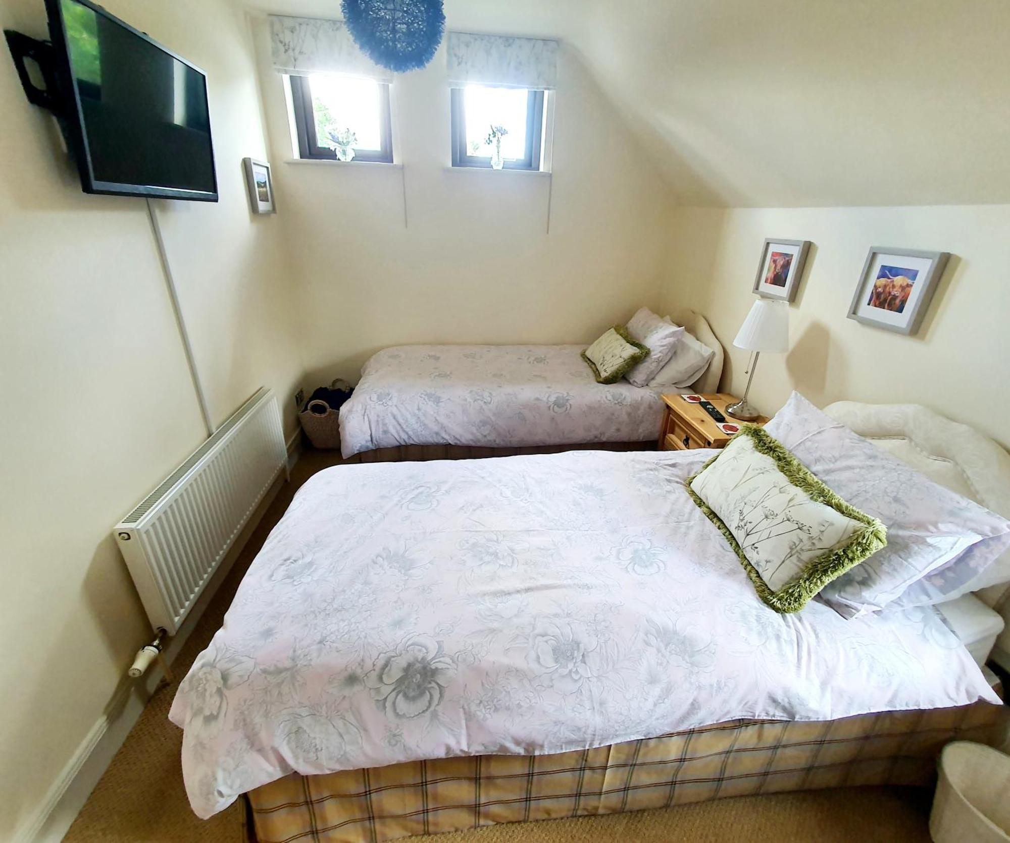 Lindas Retreats Self Catering Accommodation 1 Bedroom Cottage Or 3 Bedroom House Tomintoul Exteriér fotografie